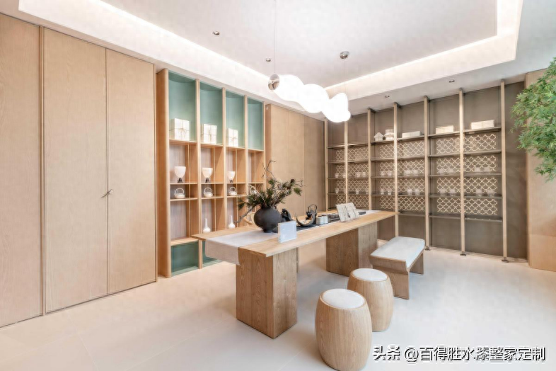 科技木皮和天然木皮哪个好，挑选全屋定制柜的时候别选错了