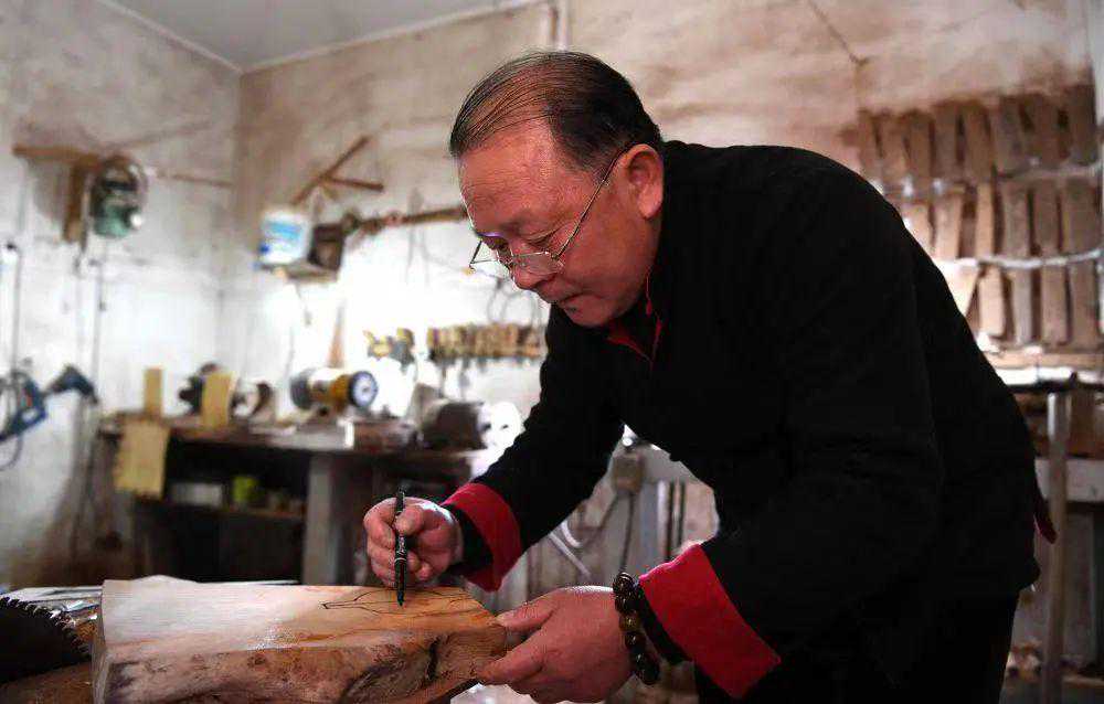 50岁从头开始，8年成就“木壶大师”